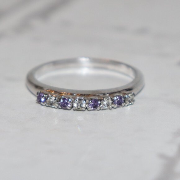 💜 Silver Ring · White & Purple CZ · Size 8.5 💜 - Picture 2 of 5